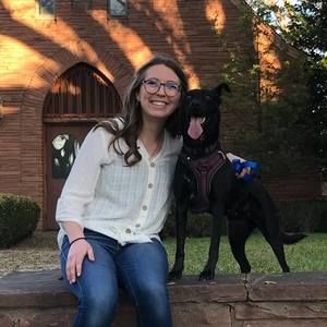 Meet your Posher, Emily